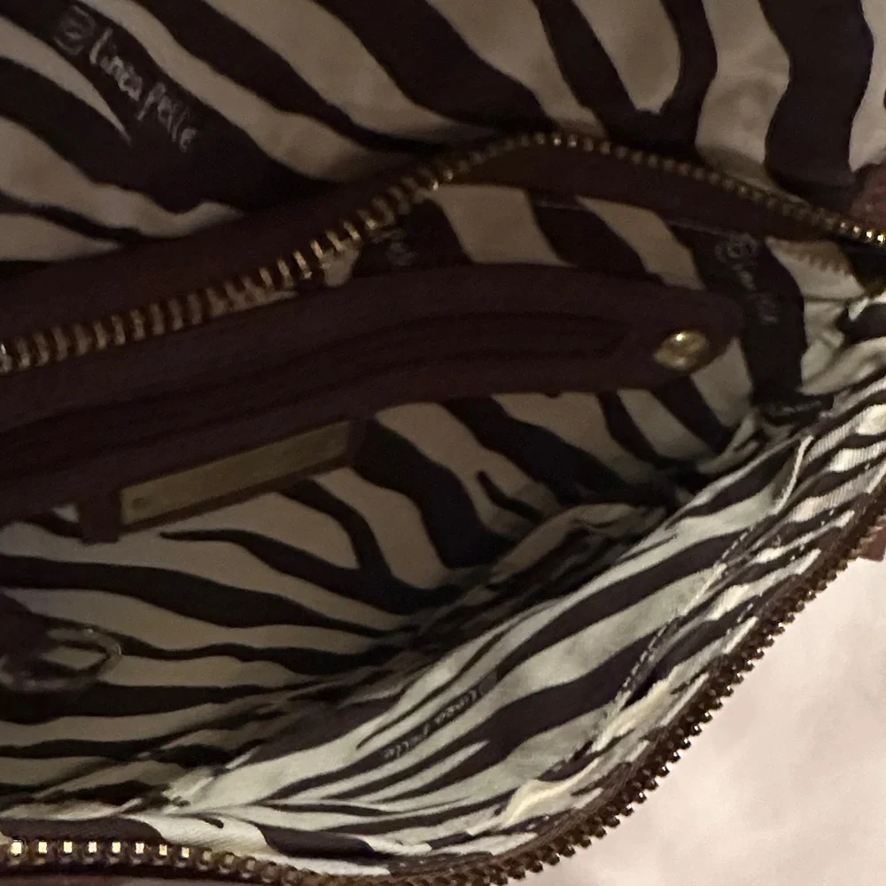 Linea Pelle Brown Leather Crossbody Bag - Picture 11 of 13